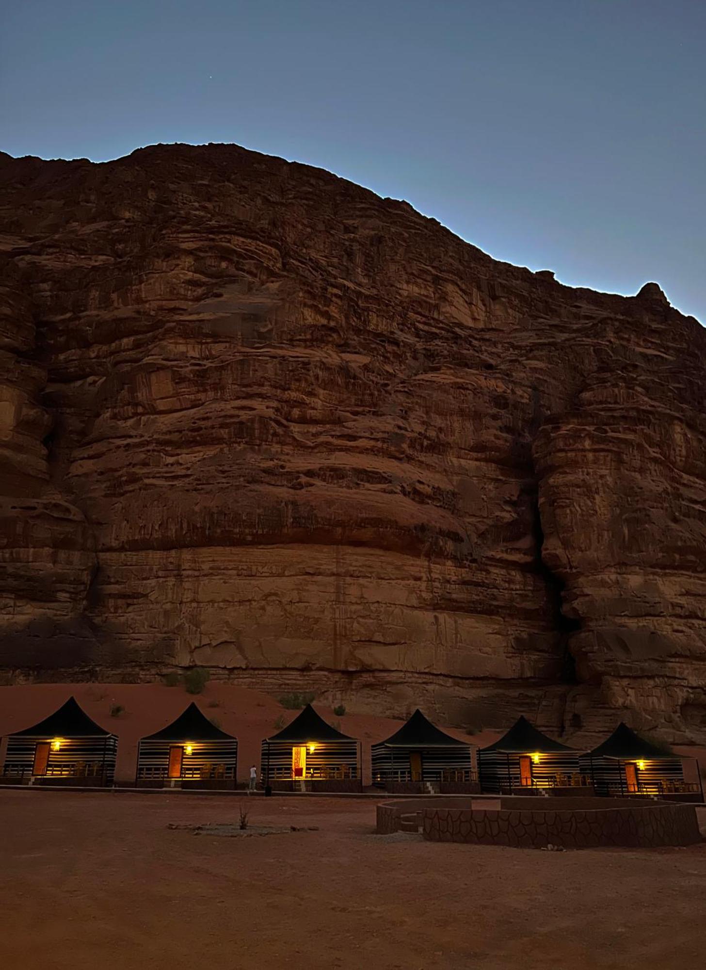 Hotel Star Camp & With Tor Wadi Rum Exteriér fotografie